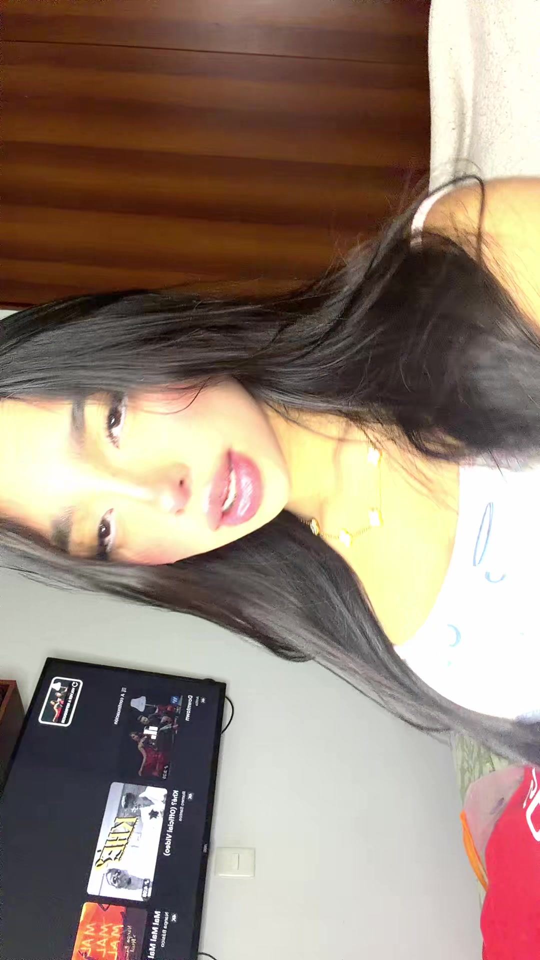 @Fofia ๐ฆ๐