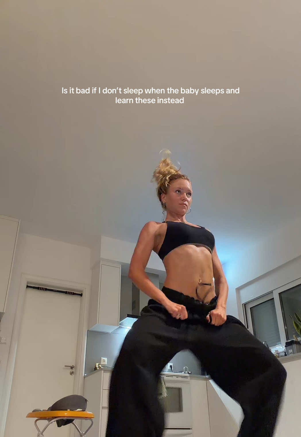 @Bella