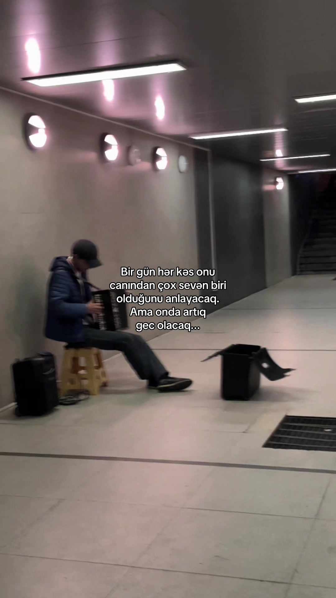@𝒩