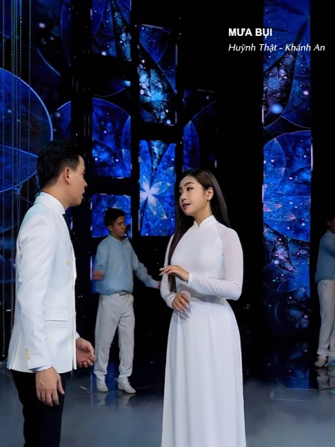 @Nam Việt Bolero