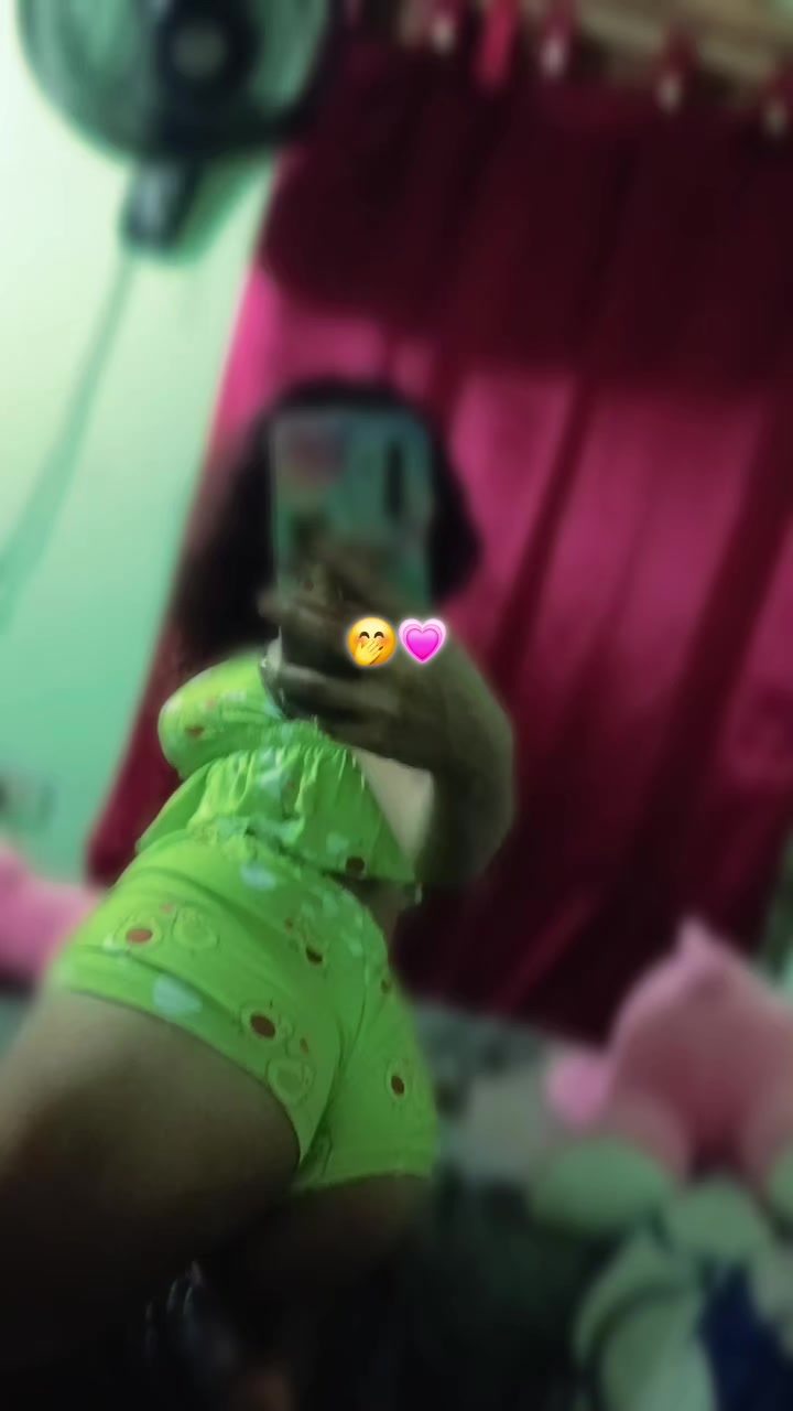 @la bebesita leon😘