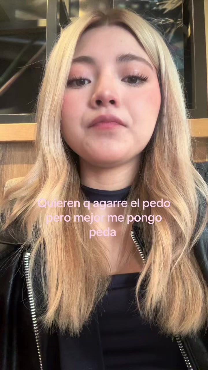 @𝐓