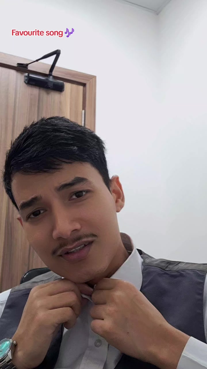 @खत्री🍃🥀