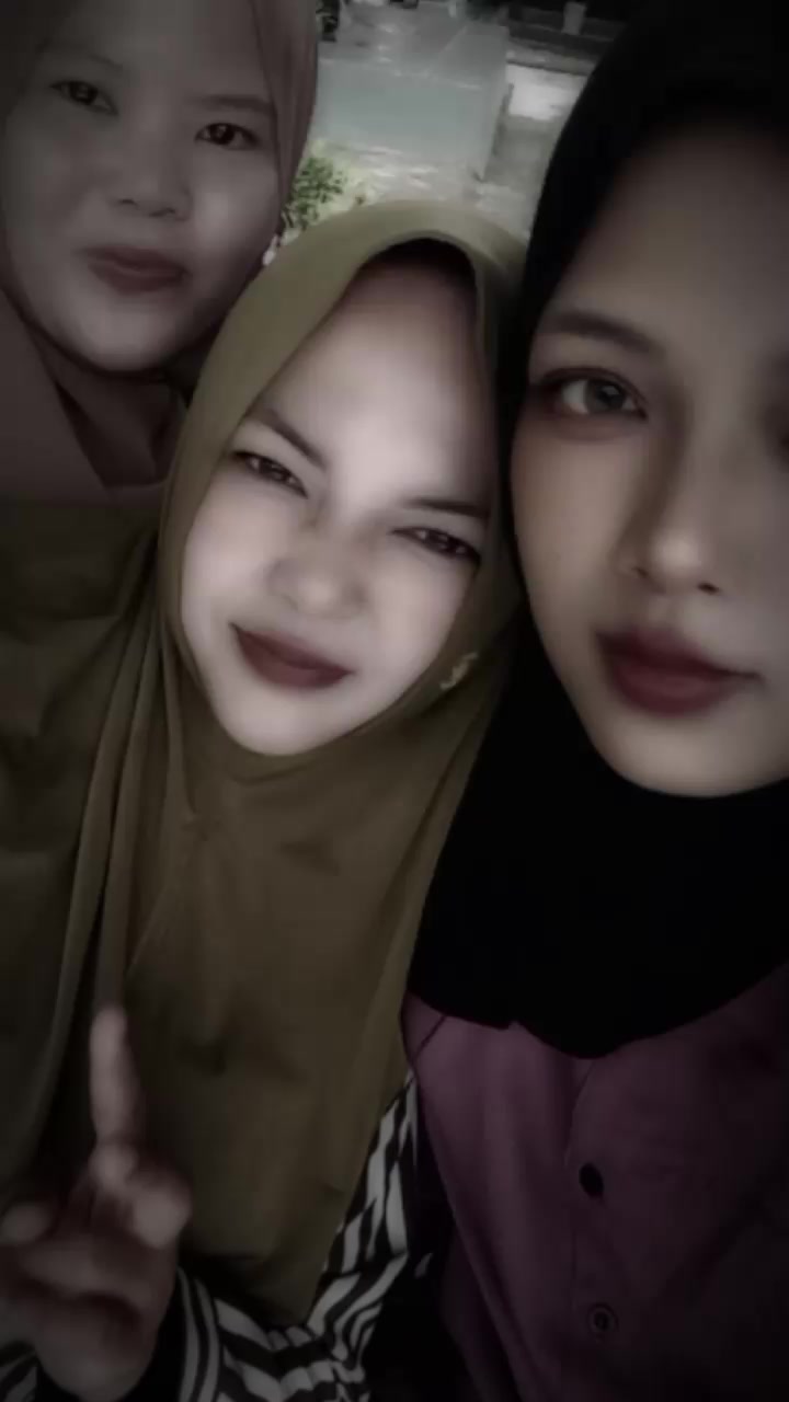 @iNda pRatiNi s