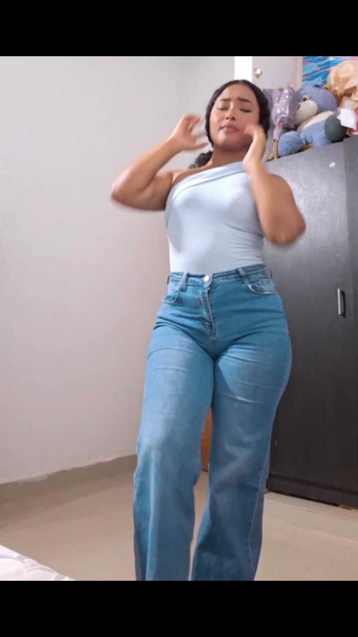 @Camila💗