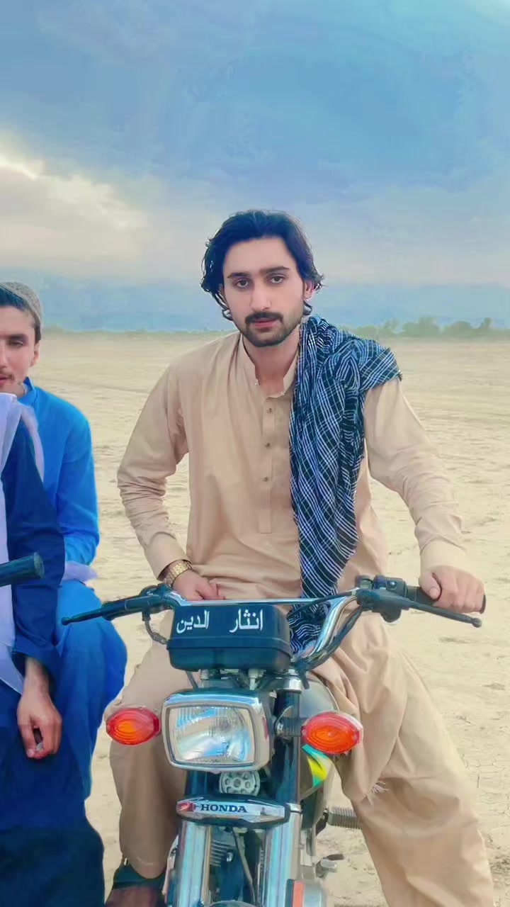 @2 مخ عی خلگ