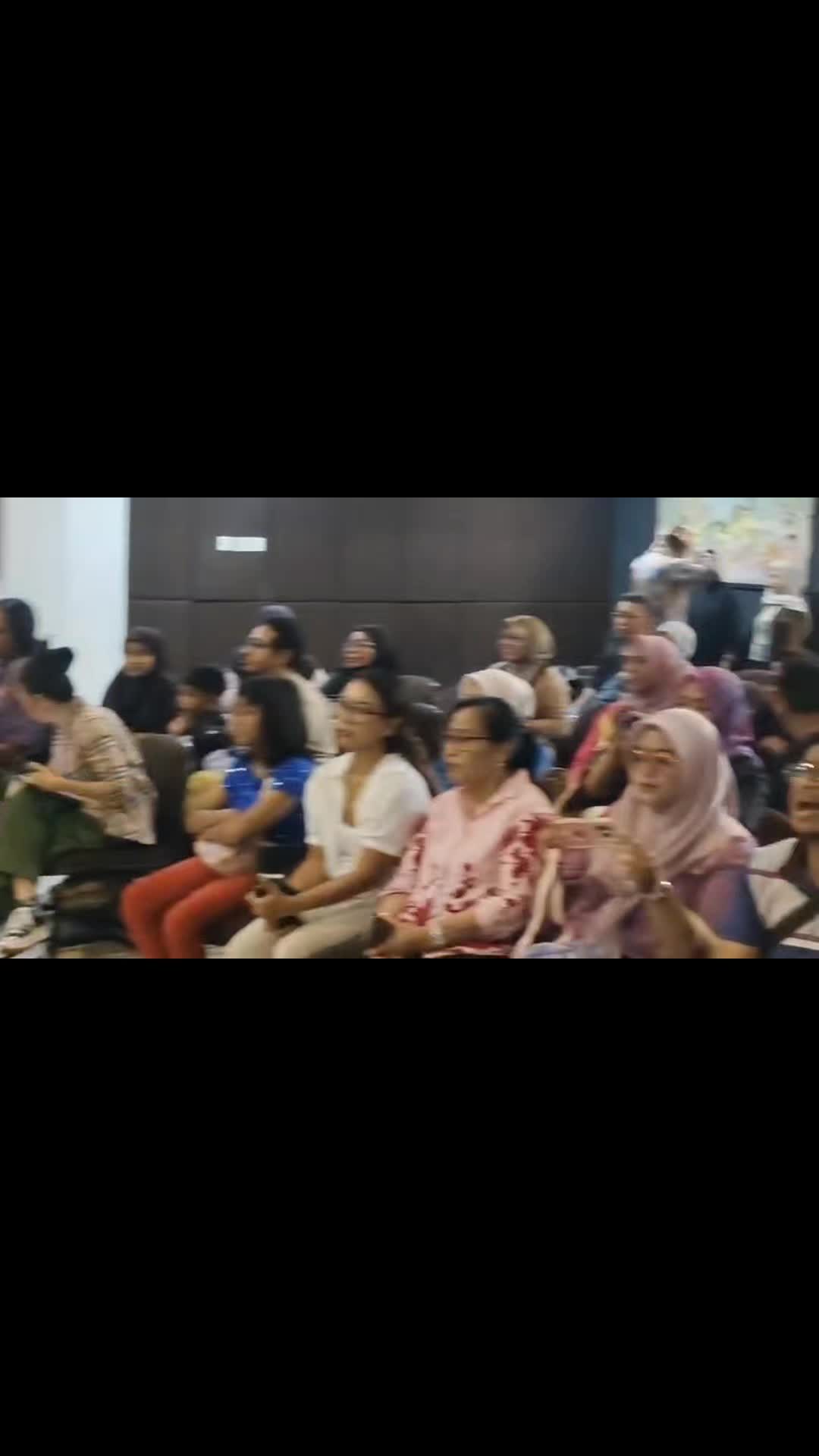 @RasyidaKamilaDalangperempuan