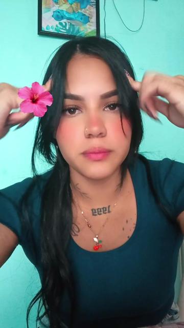 @KAROL'A๐๐ฆ