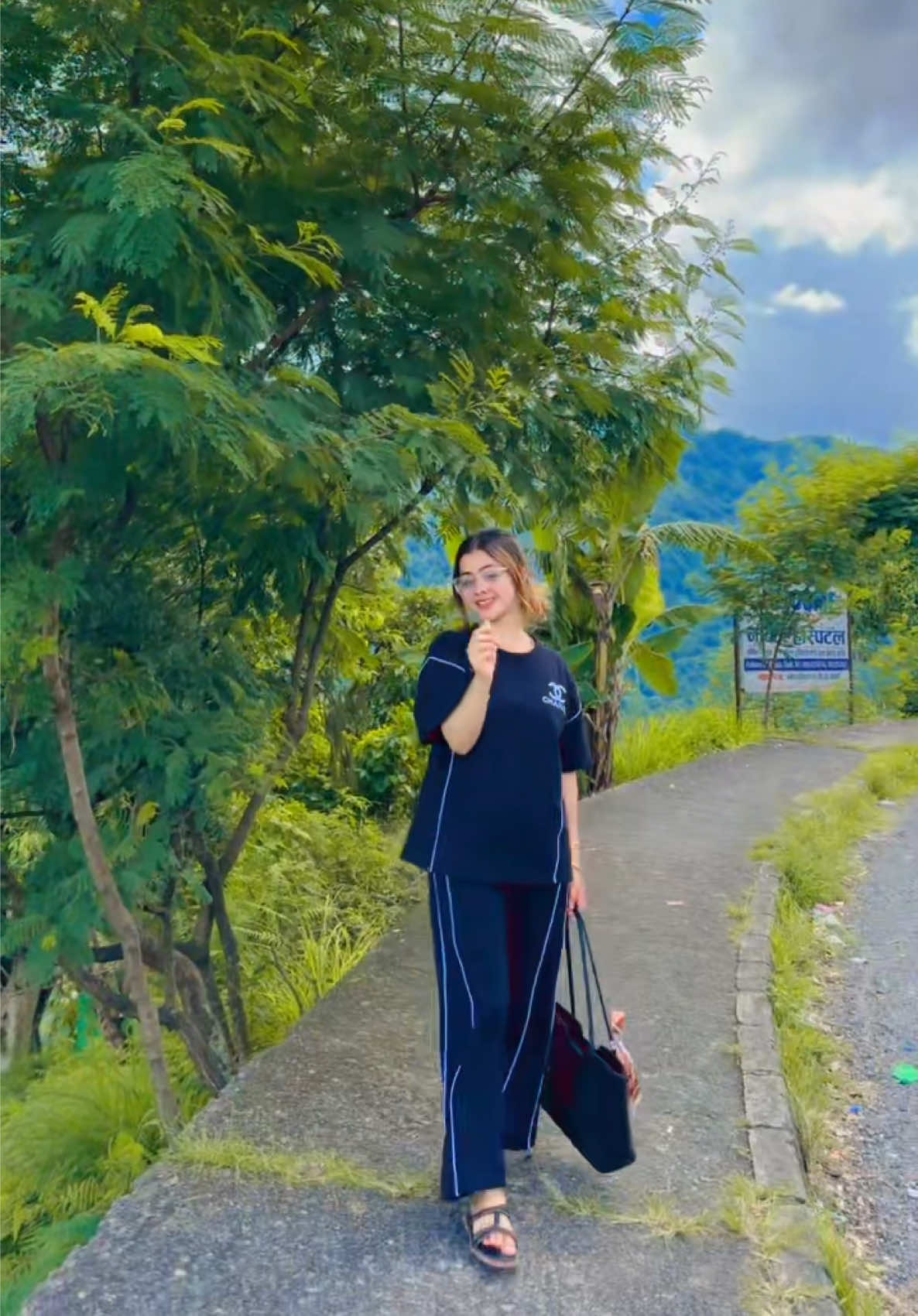 @SandhyaSharma323☀️