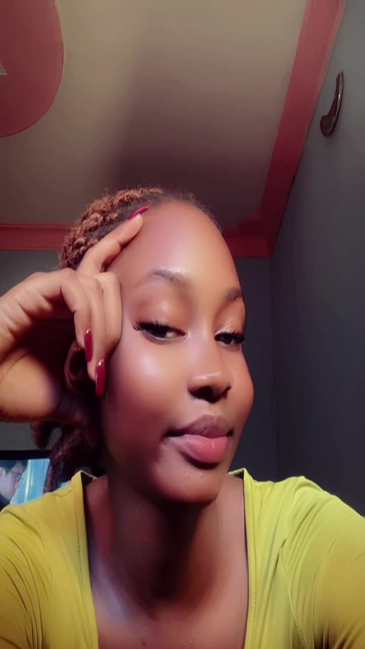 @Kia🦋💦