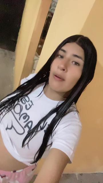 @🦦
