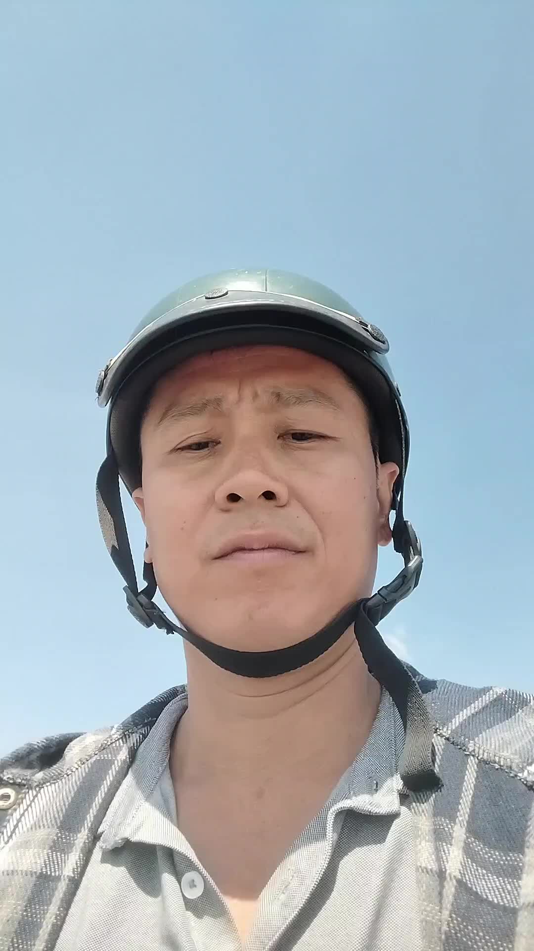 @sang c&ugrave; lao