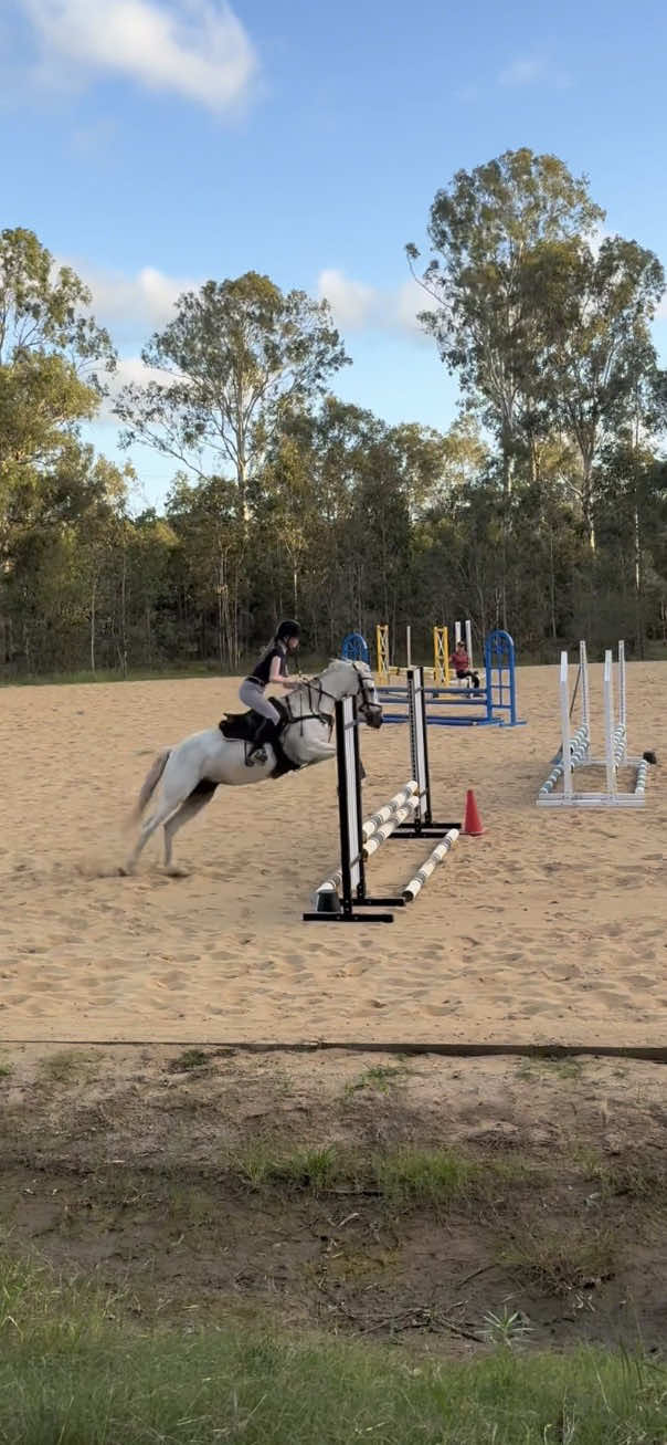 @lili.may_eq