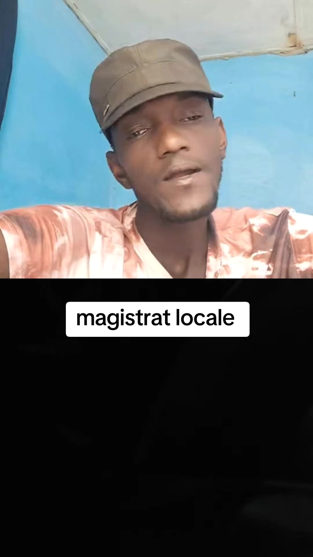 @عبد العزيز طاهر ⭐️ ♻️