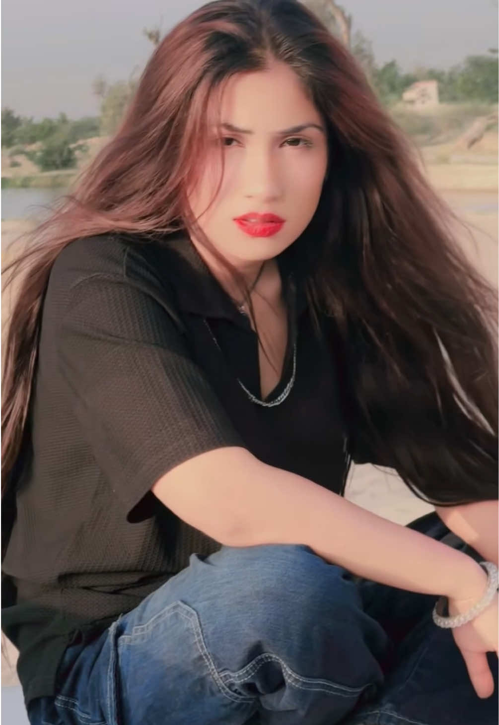 @Mahii_💔_Khan