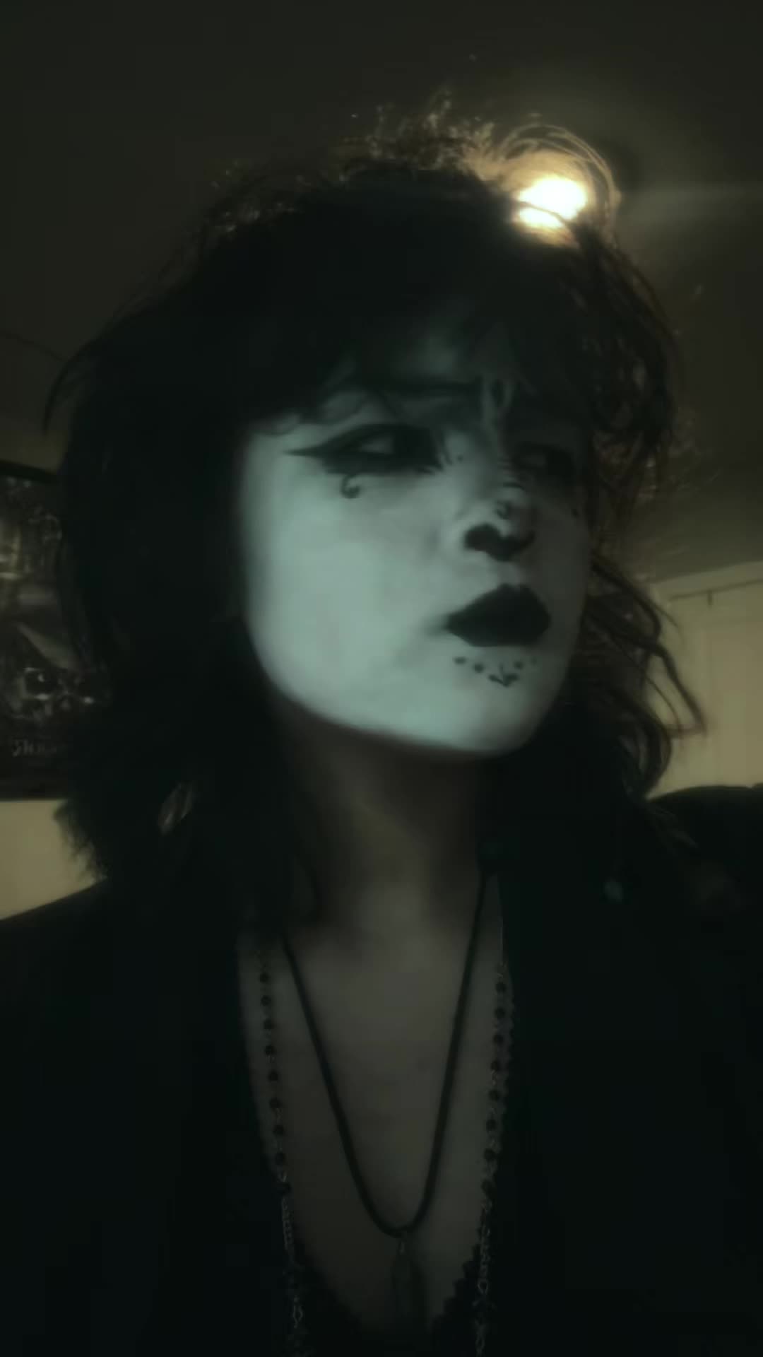 @🦇✩ 𝔞𝔫𝔤𝔦𝔢 ✩🦇