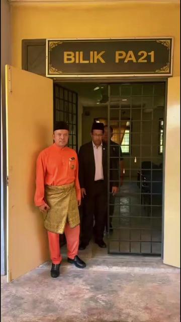 @Dr. Ahmad Kamal bin Ariffin