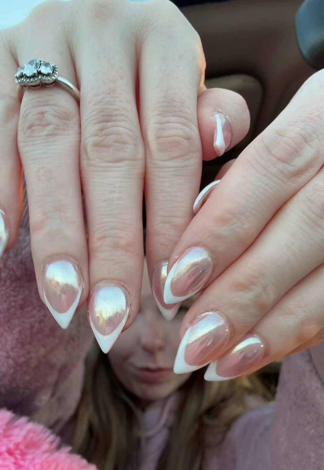 @Rose.thorn.black