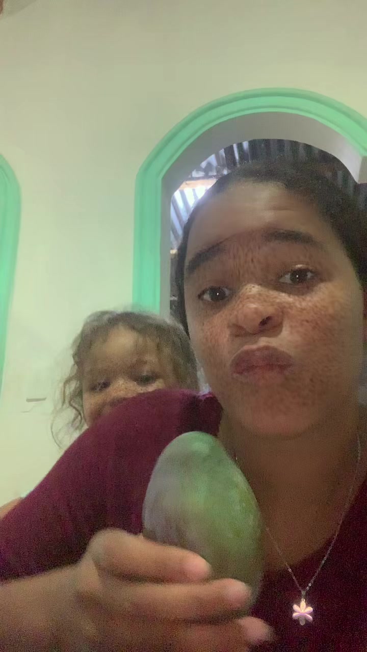 @👸🏽🖤.