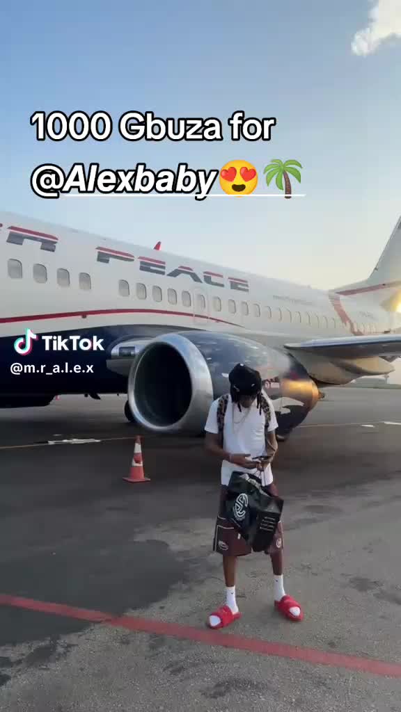 @𝐁𝐀𝐁𝐘𝐀𝐋𝐄𝐗🪖💙