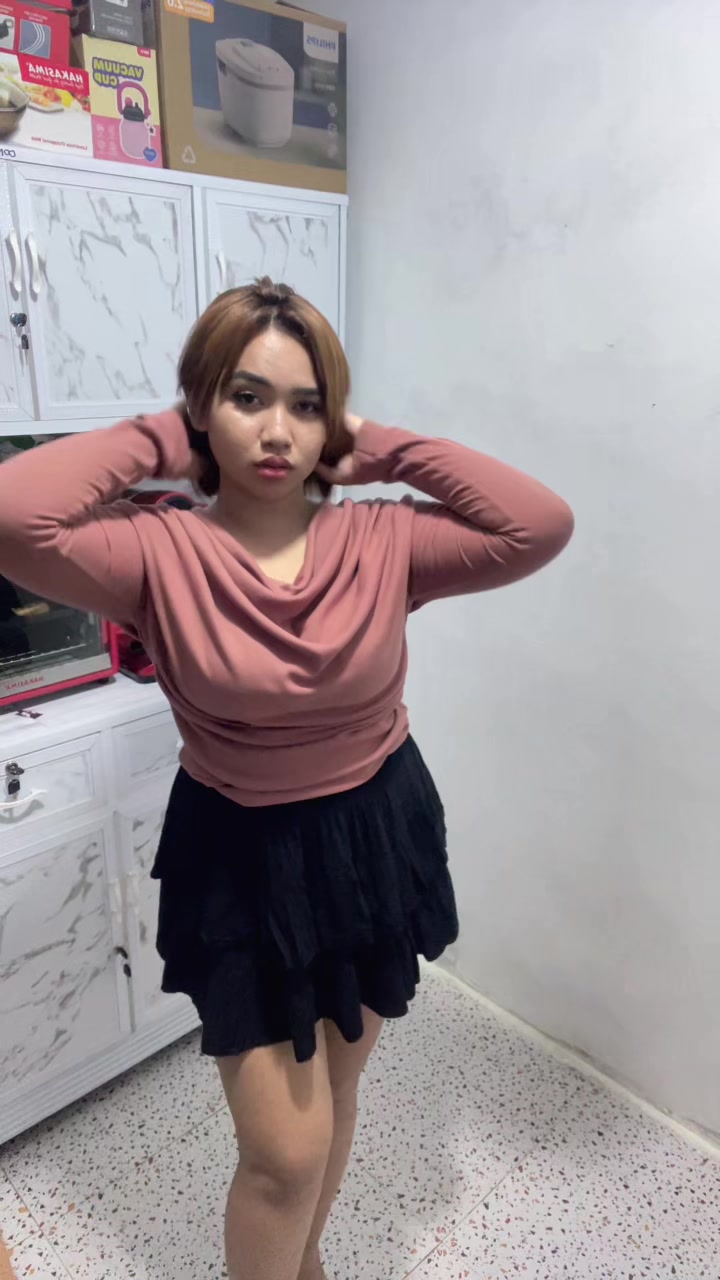 @julia frinella sari