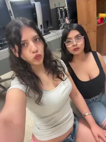 @🦄