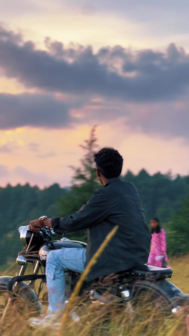 @आदेश रावल 🍂