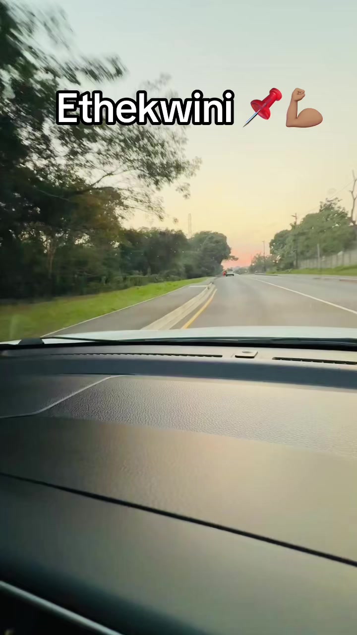 @Alex Mzizi 🇿🇦🇺🇸