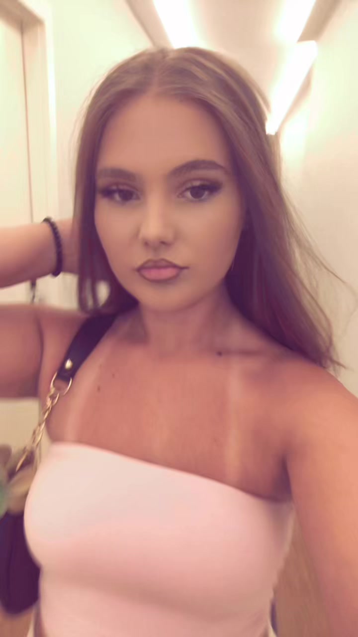 @loriana
