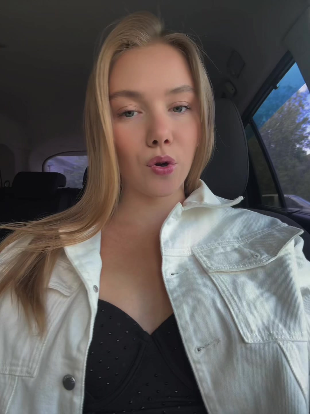 @nestesees