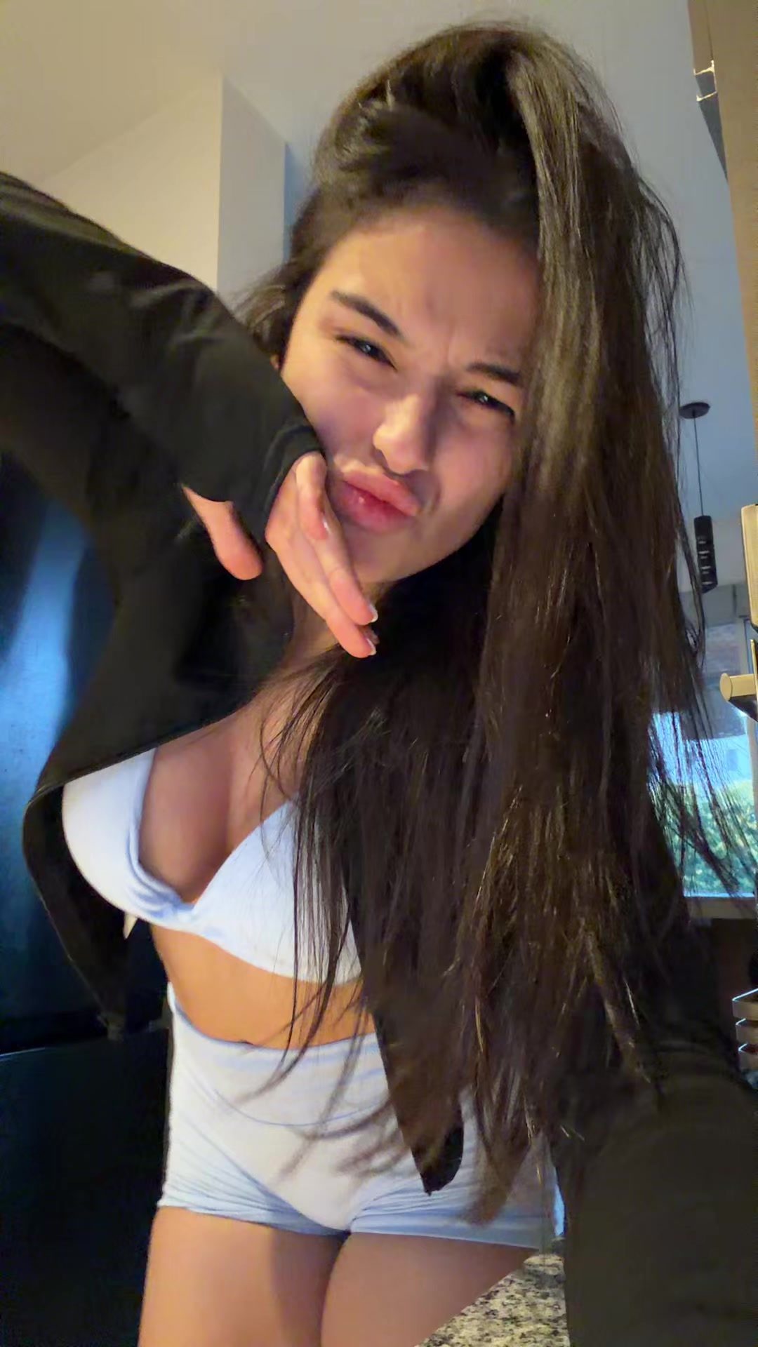 @Caroo