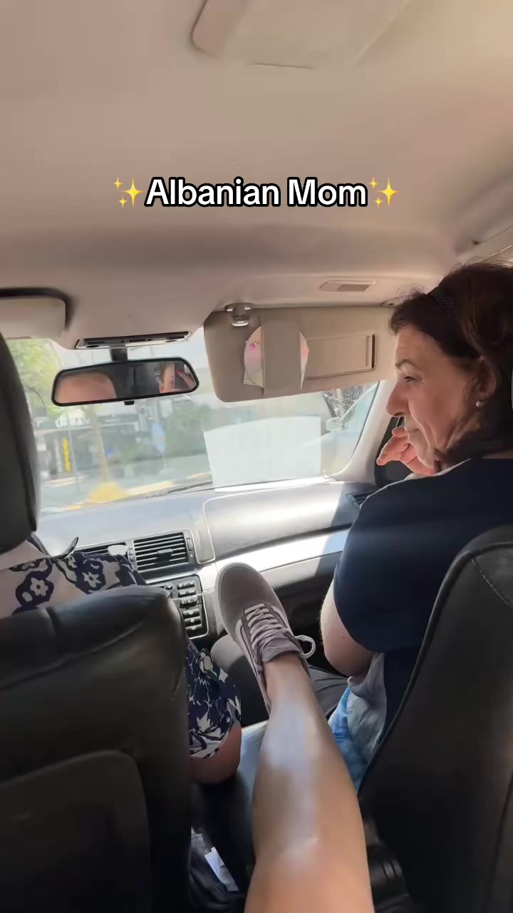 @Betttiiii
