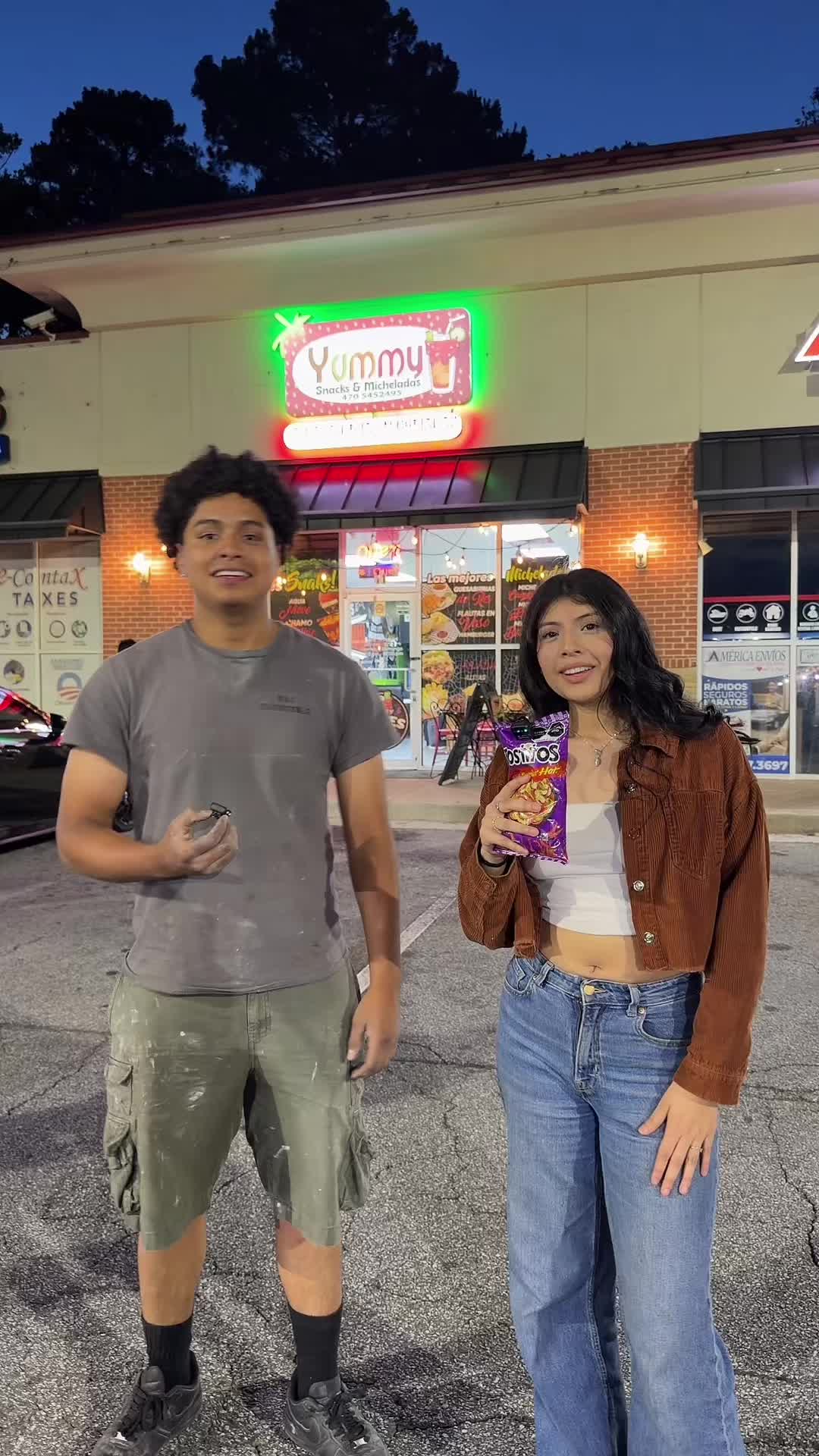 @Yummy snacks y micheladas