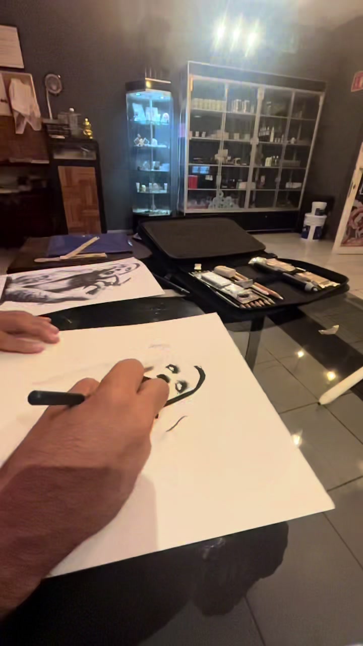 @Barba Roja Tattoo Shop