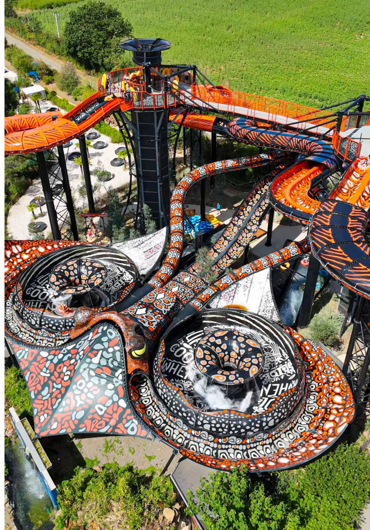 @Themepark Explorers