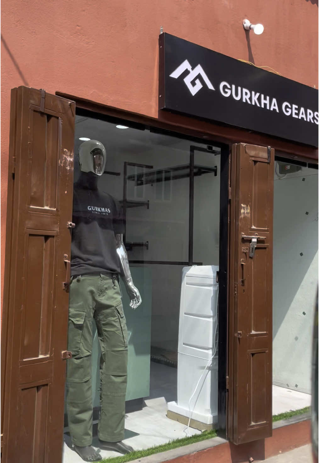 @Gurkha Gears