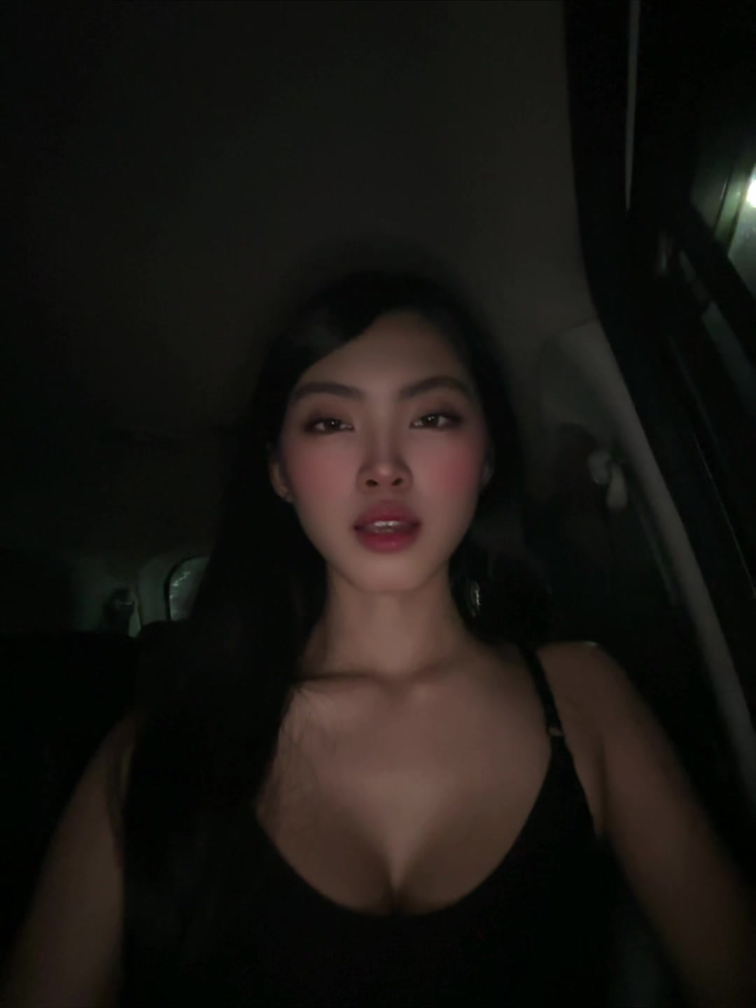 @️