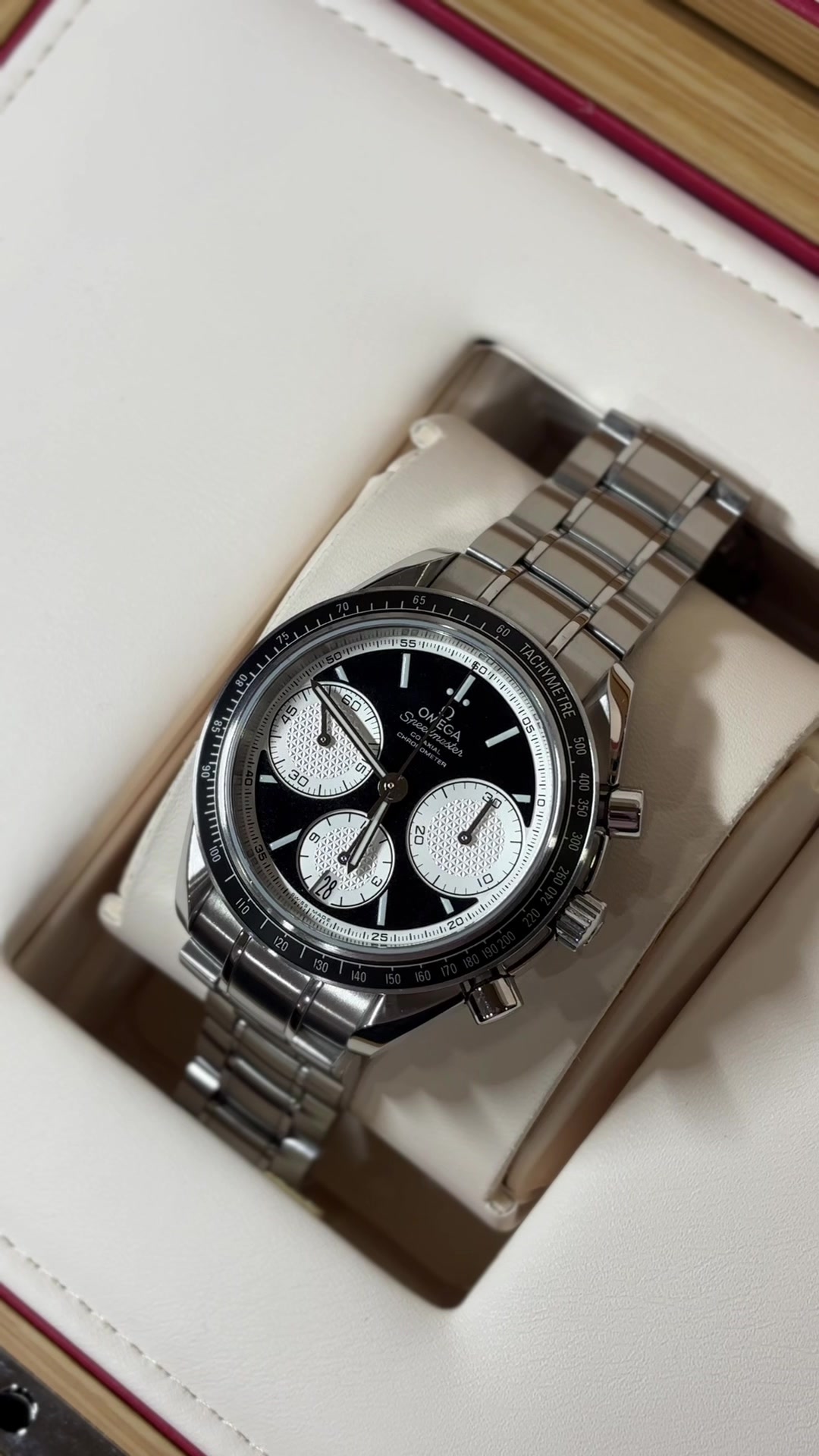 @Yonzon Timepieces