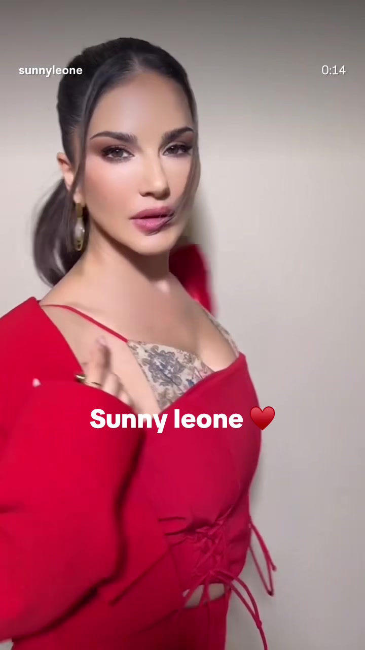 @SunnyLeone