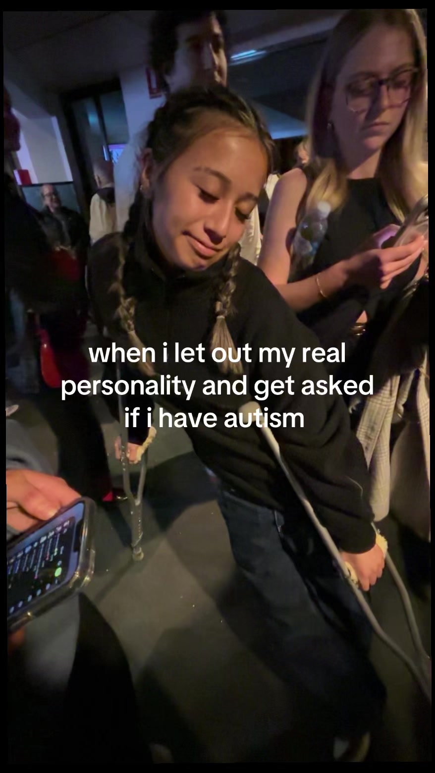 @𝖈