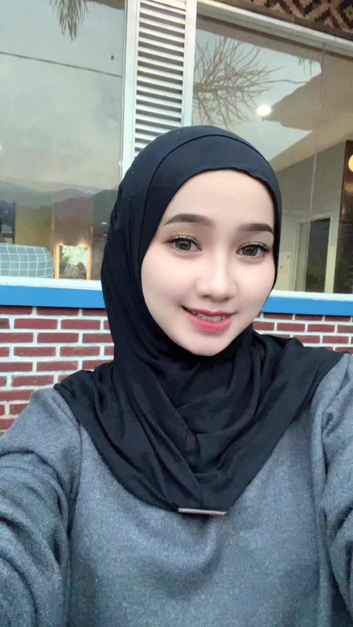 @Nia_🐣