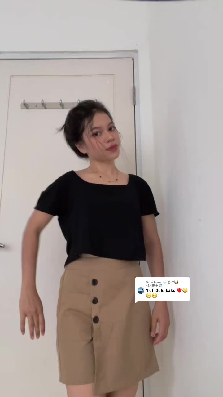 @Ay🦋