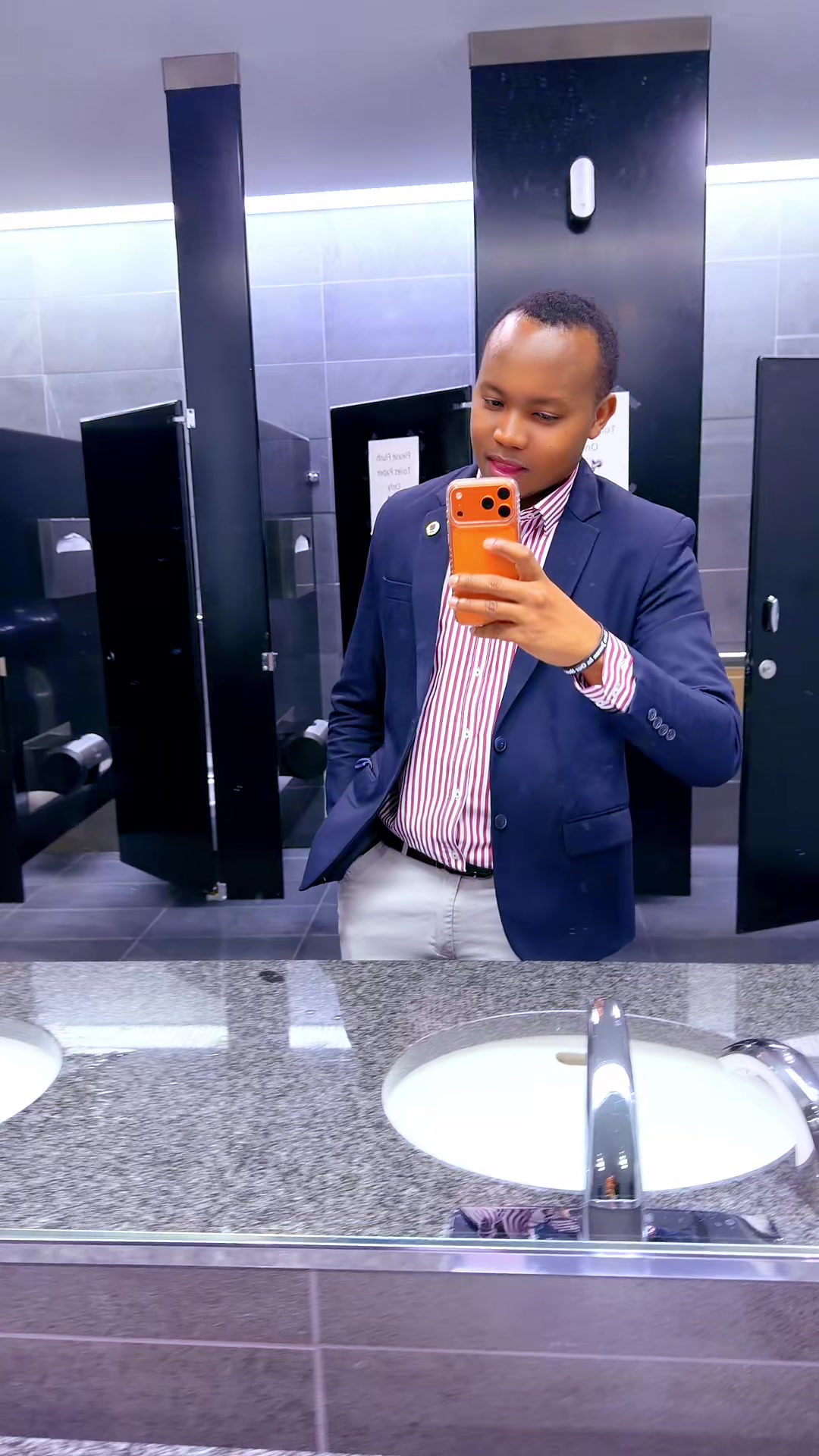 @Mutuku 🇰🇪 🇺🇸