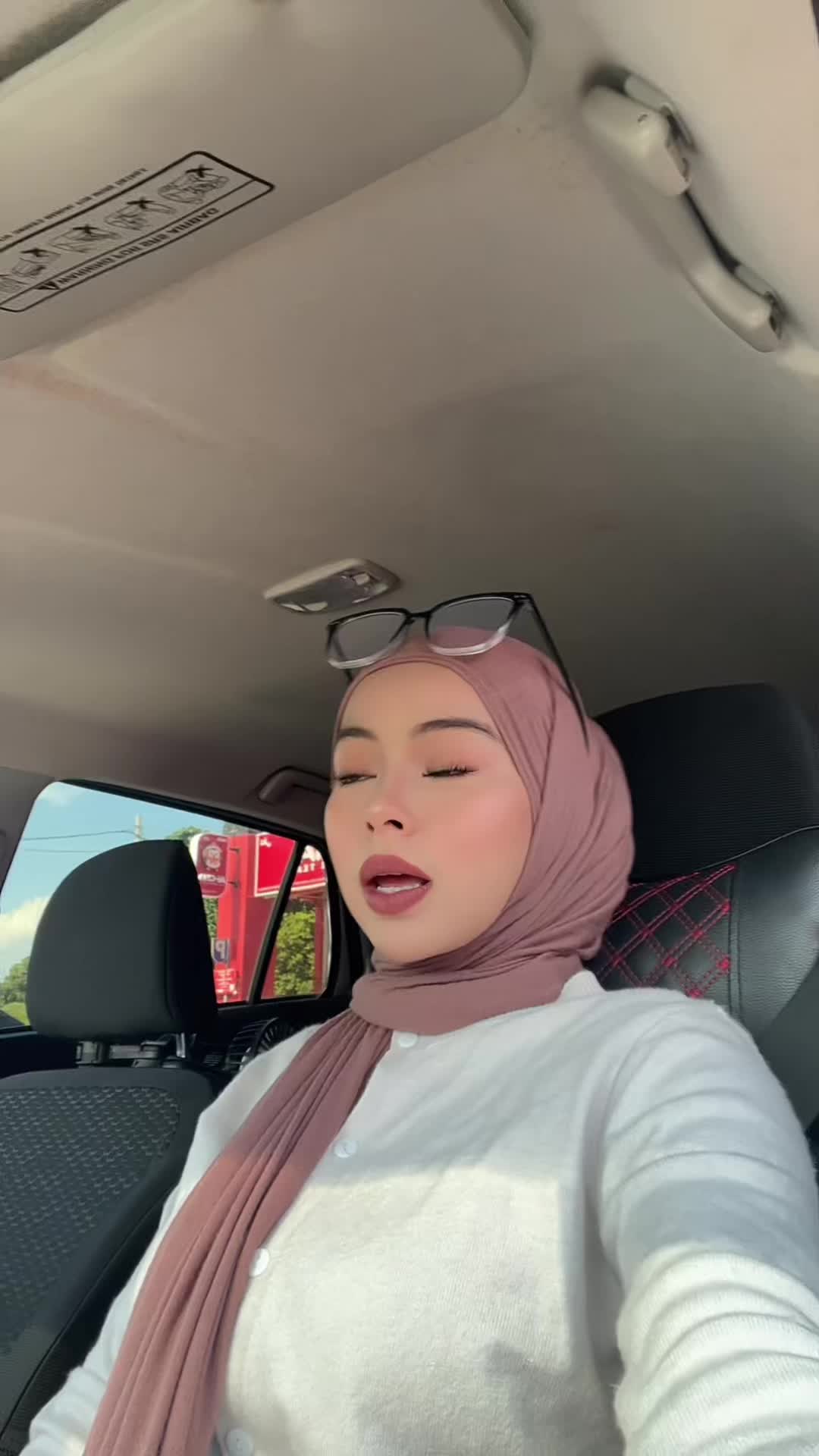 @HASRISYA BEAUTY