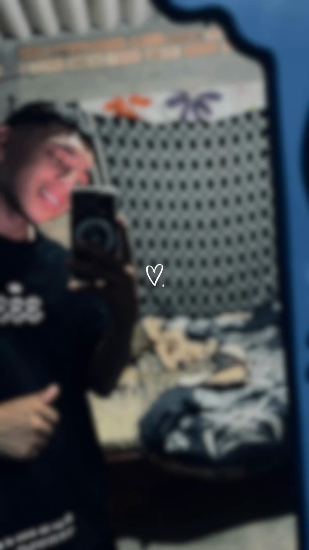 @𝓓𝓪𝓿𝓲𝓭 