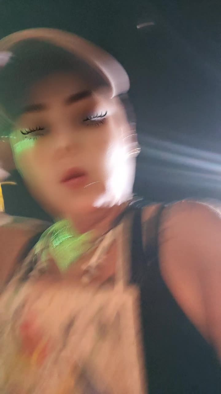 @mj