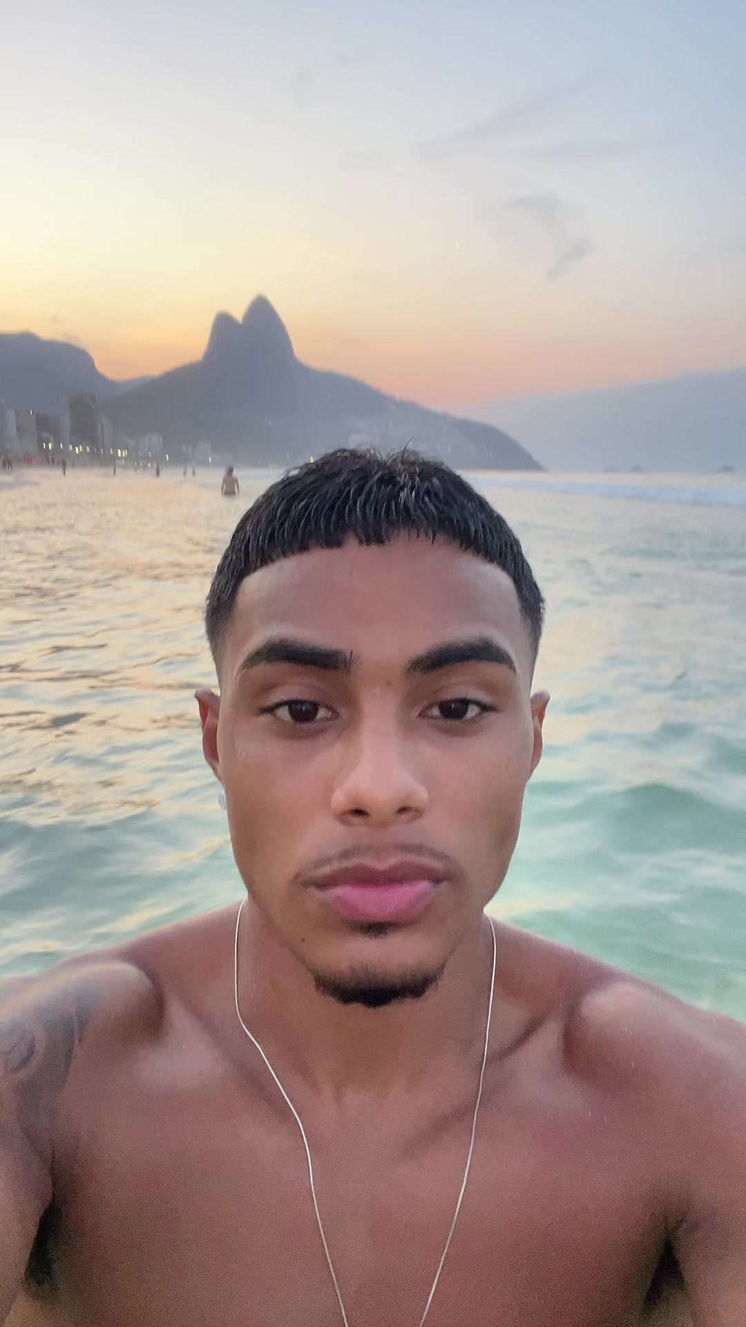 @Lind&atilde;o😼