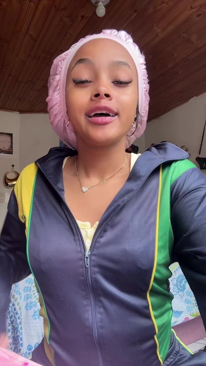 @Sharitaa