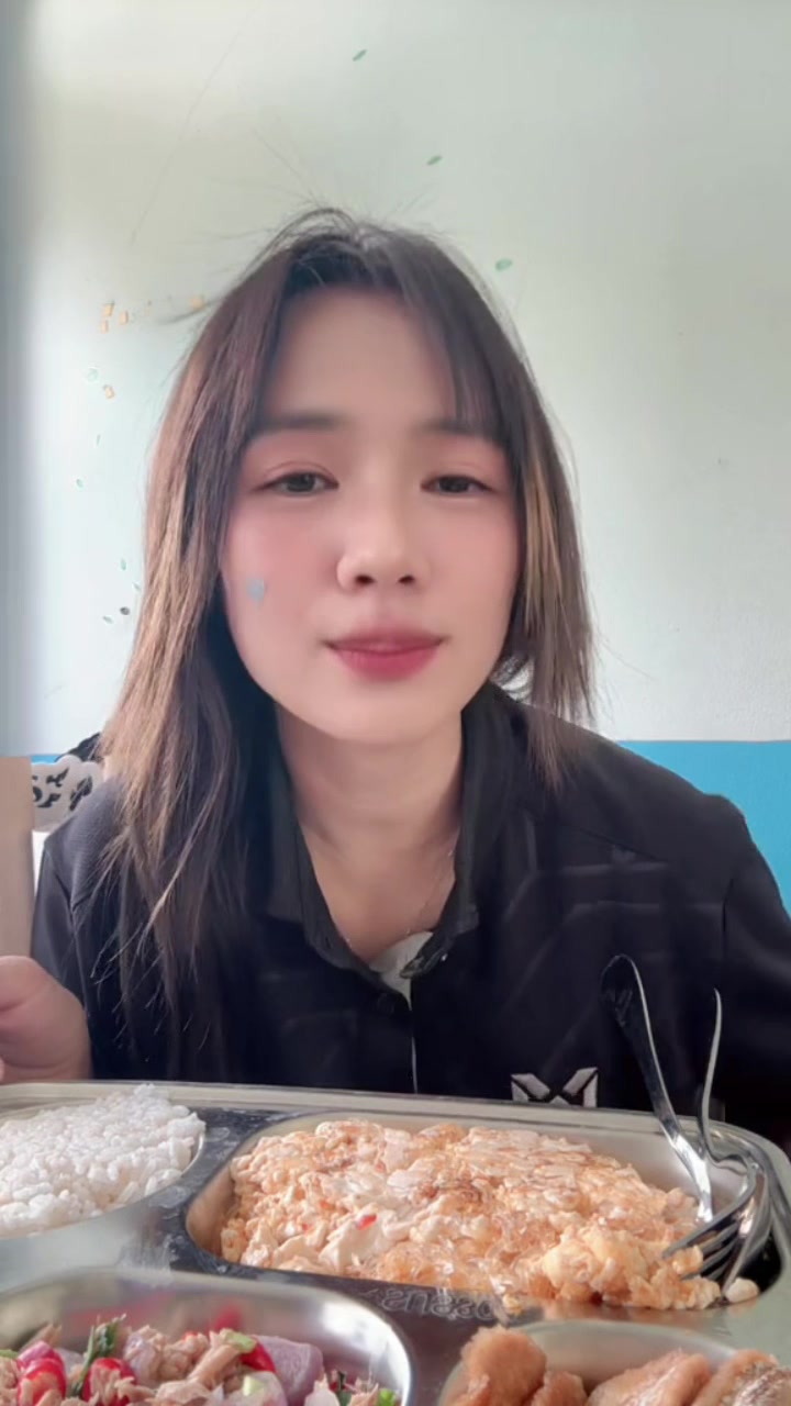 @ครูปอย สอนคอมพิวเตอร์ 🦋