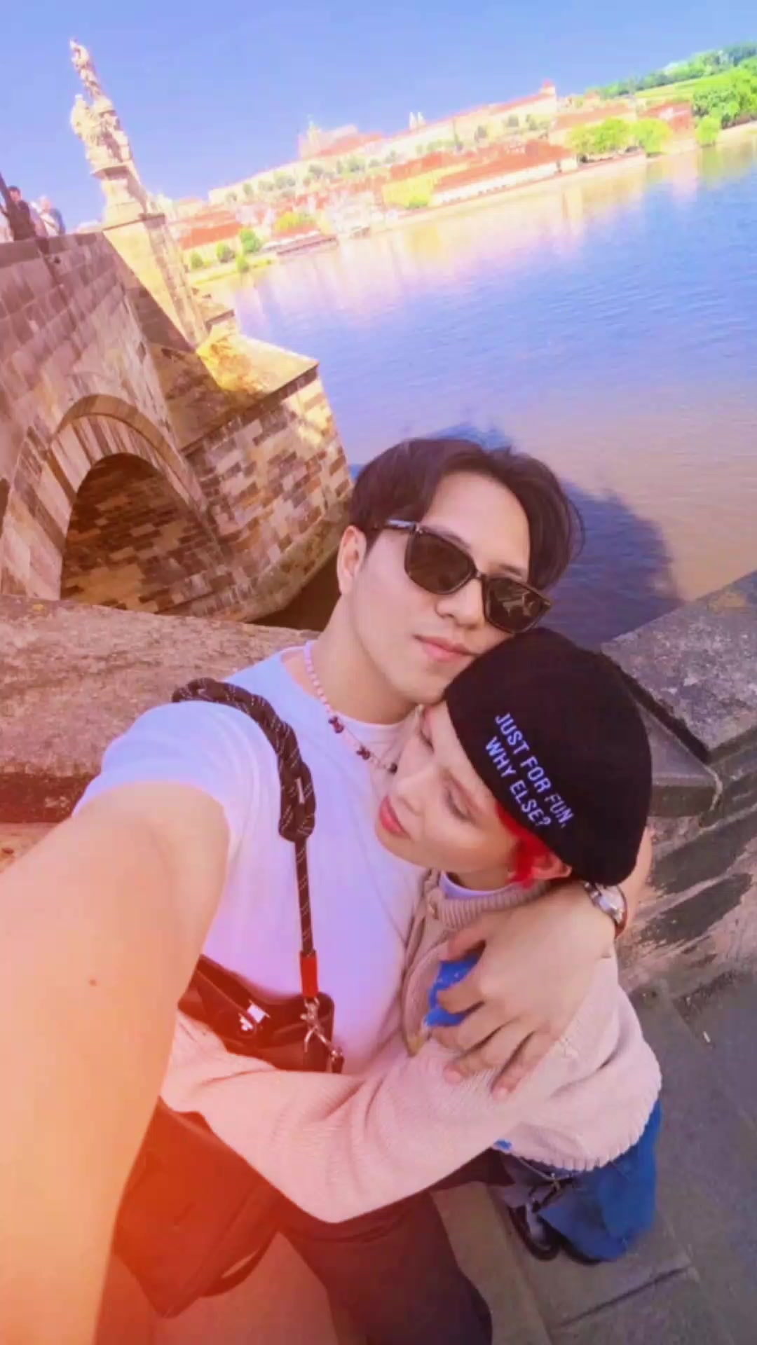 @티투스 존 크리스틴